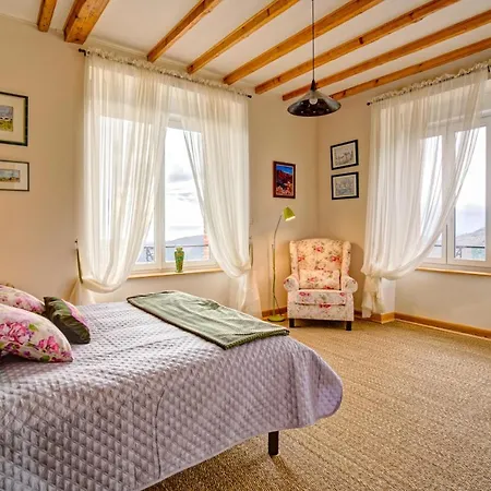Frühstückspension Le Mont Besset 4*