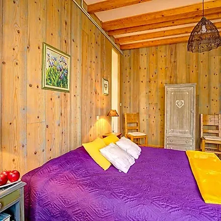 Le Mont Besset فندق مبيت وإفطار 4*