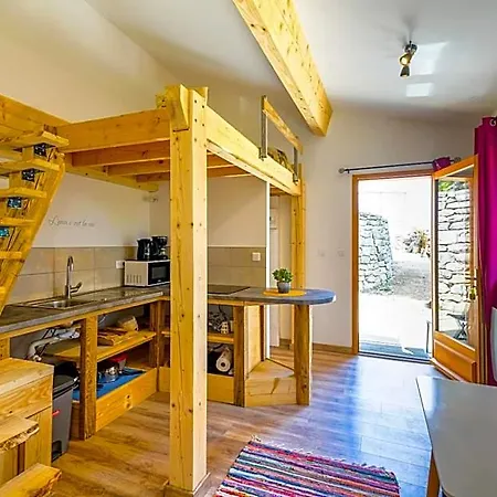 Bed & Breakfast Le Mont Besset 4*