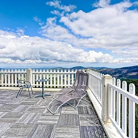 Le Mont Besset فندق مبيت وإفطار 4*